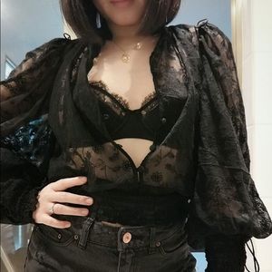 🌸HP🌸 NWOT For Love & Lemons Midnight Lace Top